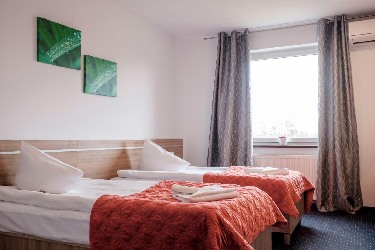 Hotel Eden Жгув Экстерьер фото